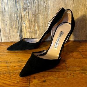Manolo Blahnik D’Orsay Pump in black suede Size 39.5